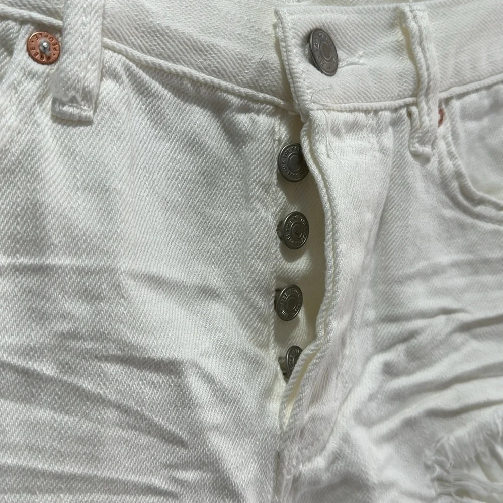 NWT Free People We The Free Living Good Vibrations White Denim Cutoff Shorts - Picture 5 of 11